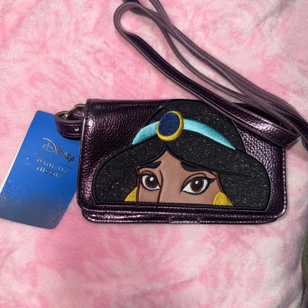BNWT Danielle Nicole Disney Jasmine crossbody bag